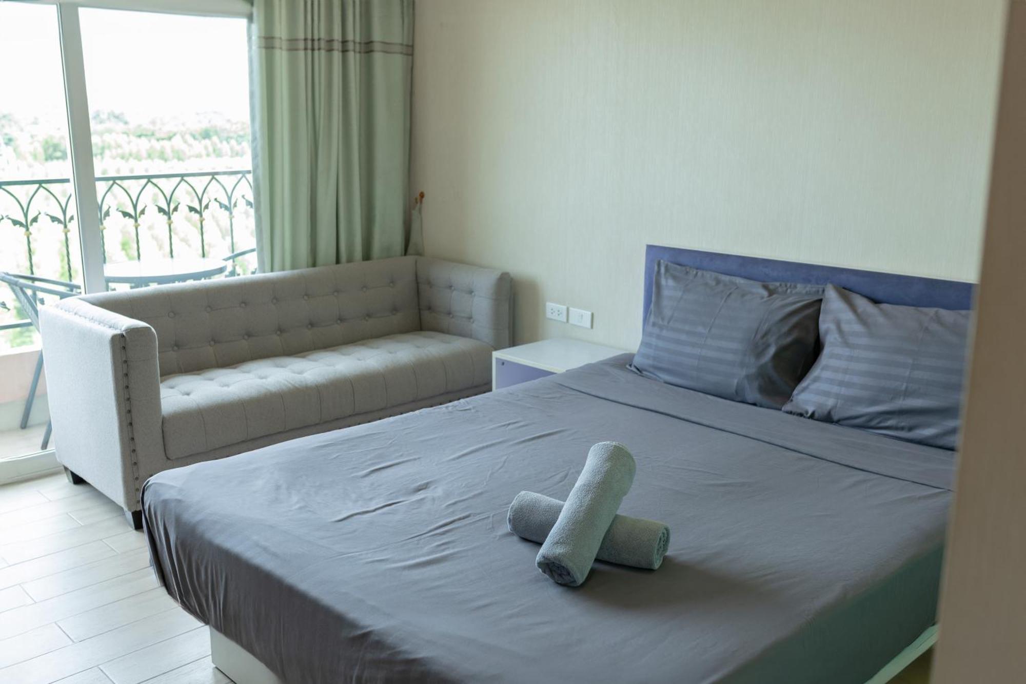 Seven Seas Condo Resort Pantai Jomtien Luaran gambar